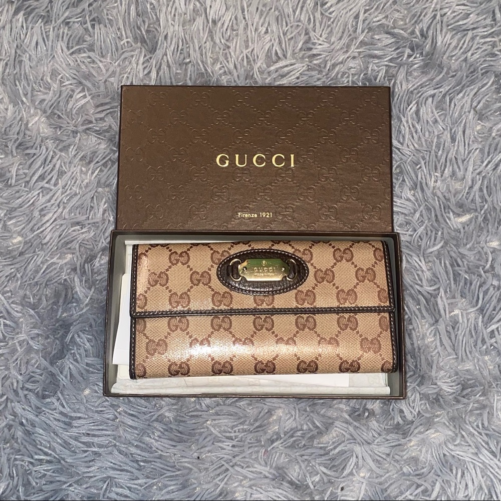 Gucci wallet